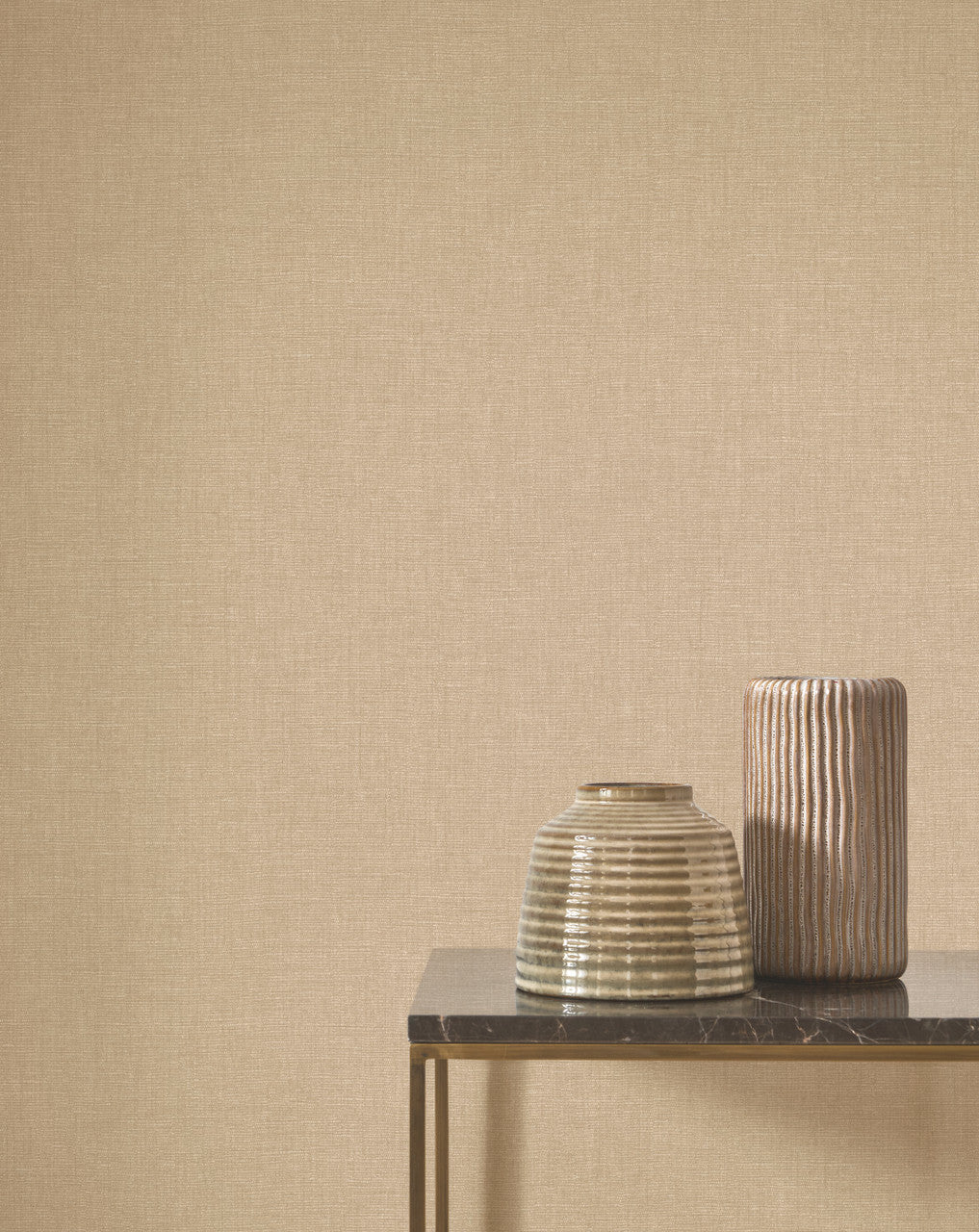 Caractère wallpaper in Cappuccino by Natty & Polly, styled in a living room