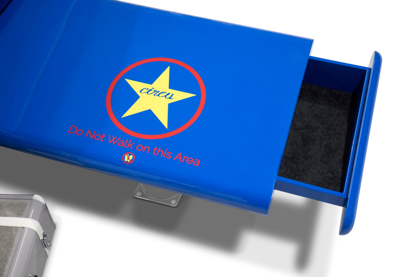 Sky One Plane Bed, Cocolea, , ,