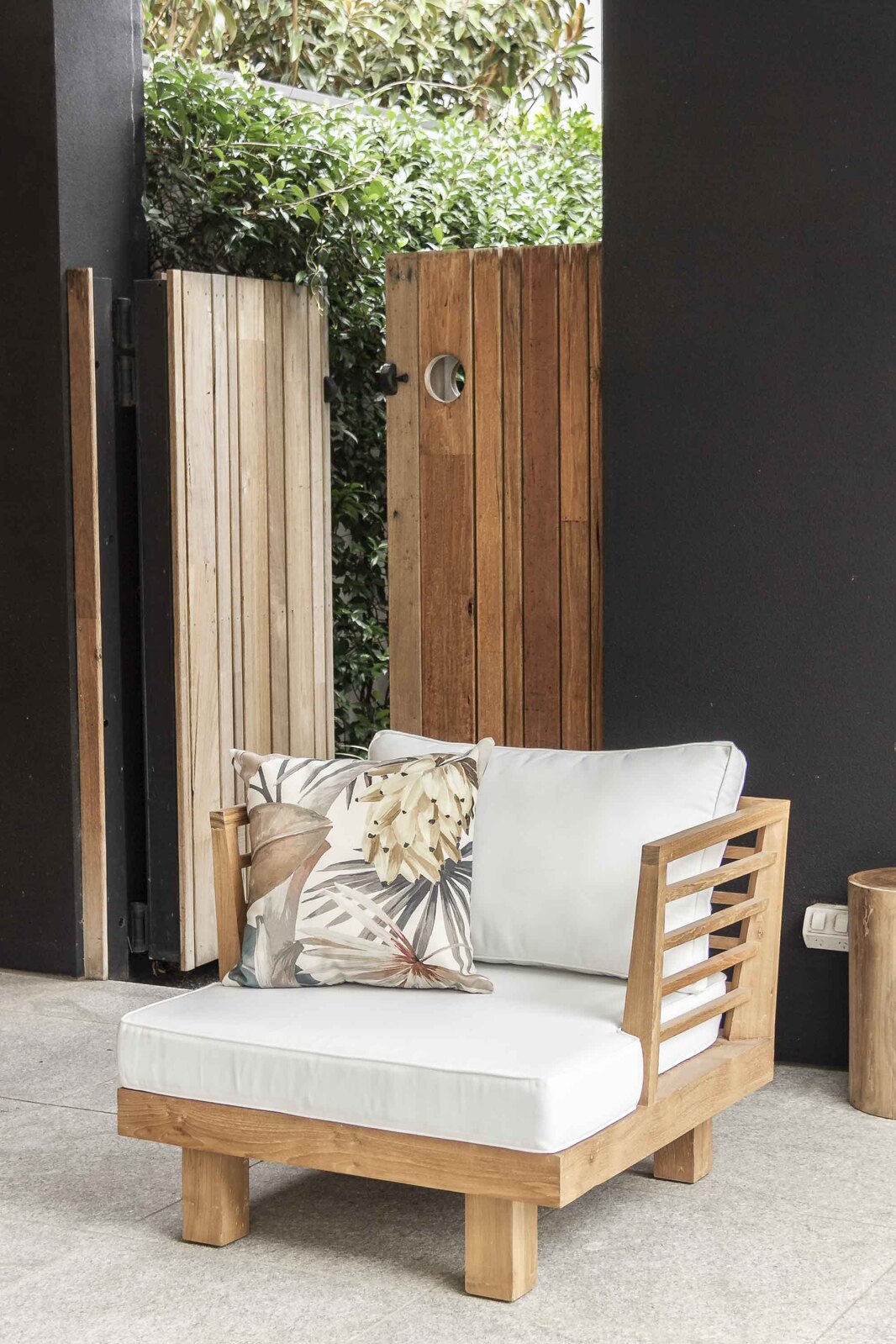 Stripe Lounge Chair, Cocolea, , ,