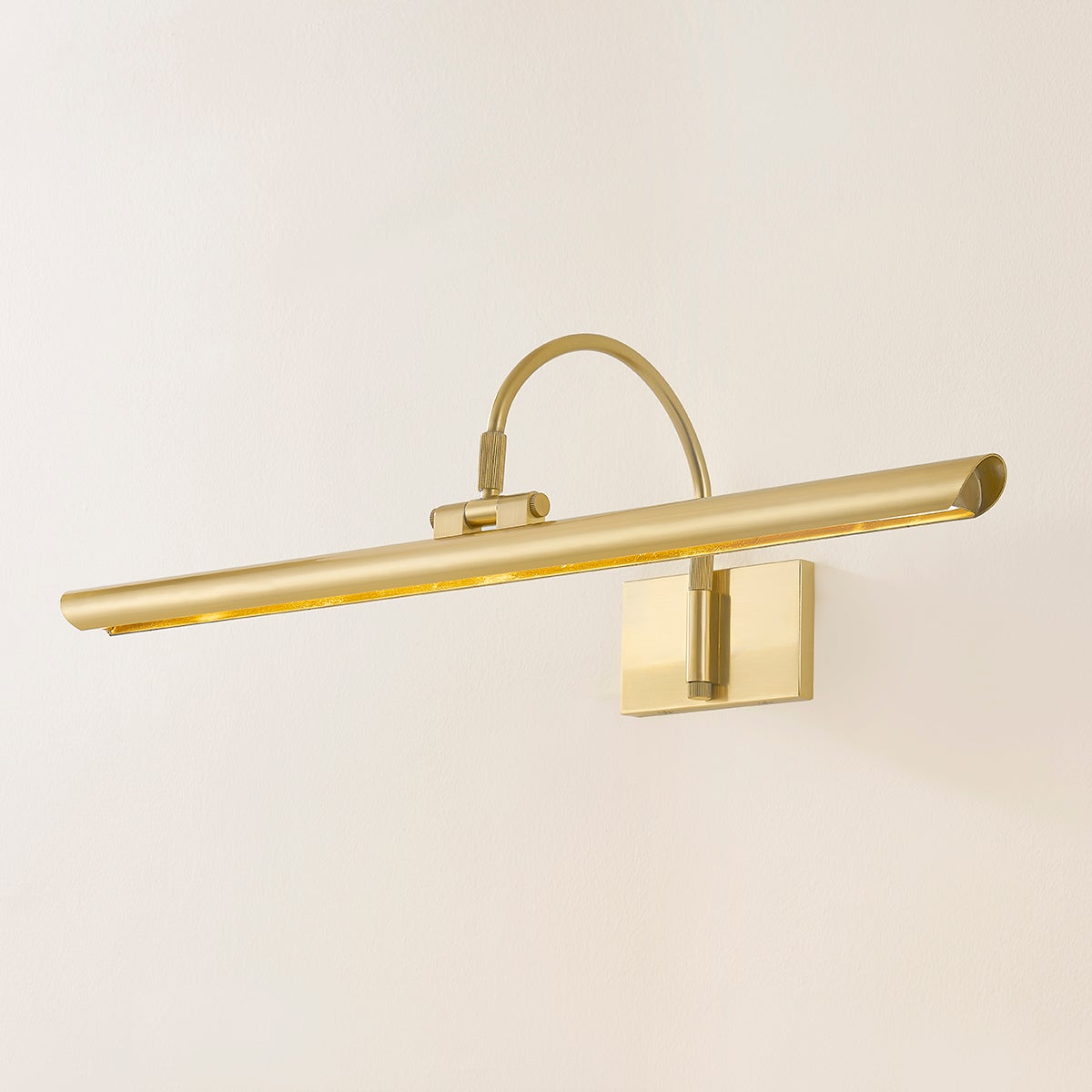 Elowen Picture Light in Aged Brass – view 7