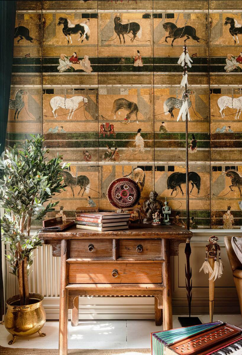 Horse Stable Wallpaper in Golden Brown, Cocolea Natty & Polly, , ,