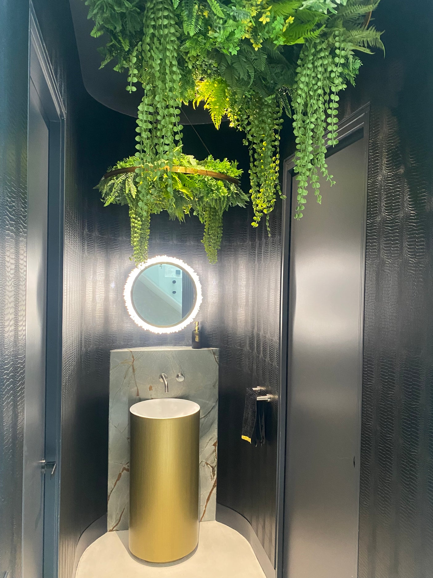 Zeus Brazilian Quartz Light-Up Mirror, Cocolea, , ,