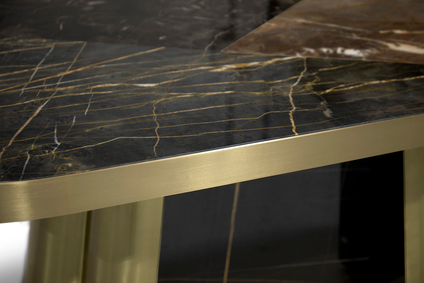 Decodiva Dining Table, Cocolea, , ,