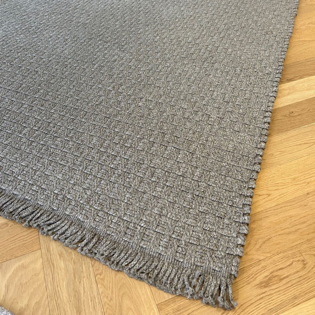 Bantu Outdoor Rug – Sage by Satara – view 3
