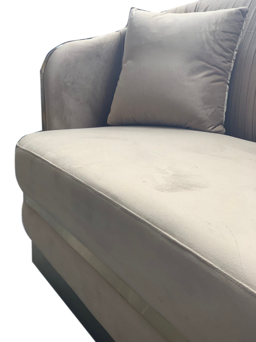 Portico Champagne Velvet Lounge, Cocolea, , ,