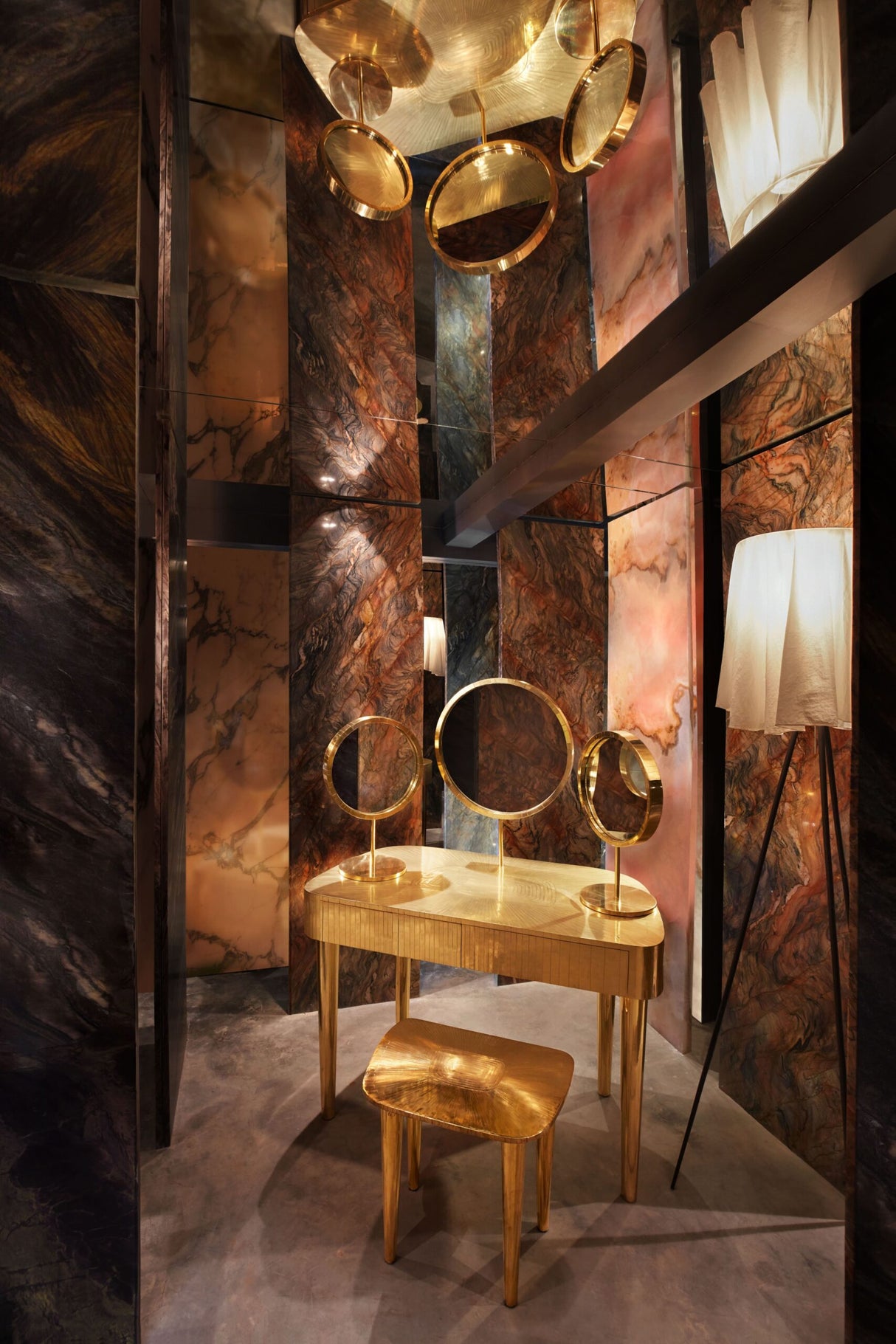 Woman in Paris Oro Mirror Table, Cocolea, , ,