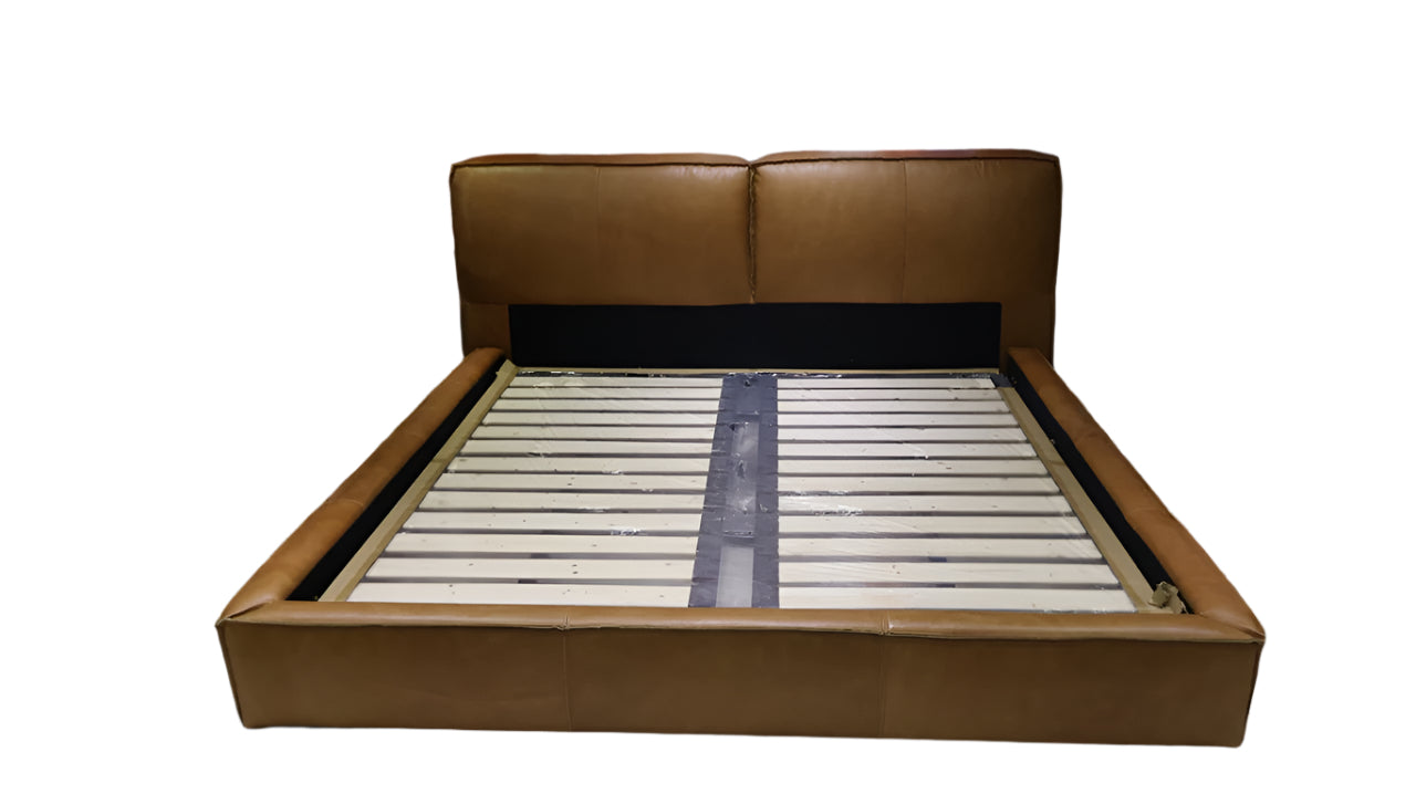 Old English Spitfire Bed, Handcrafted in Argentinian Leather - King Size, Cocolea, , ,