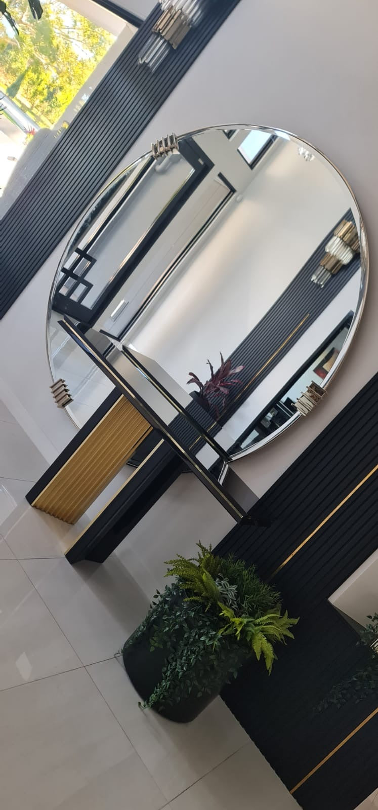 Vertigo mirror