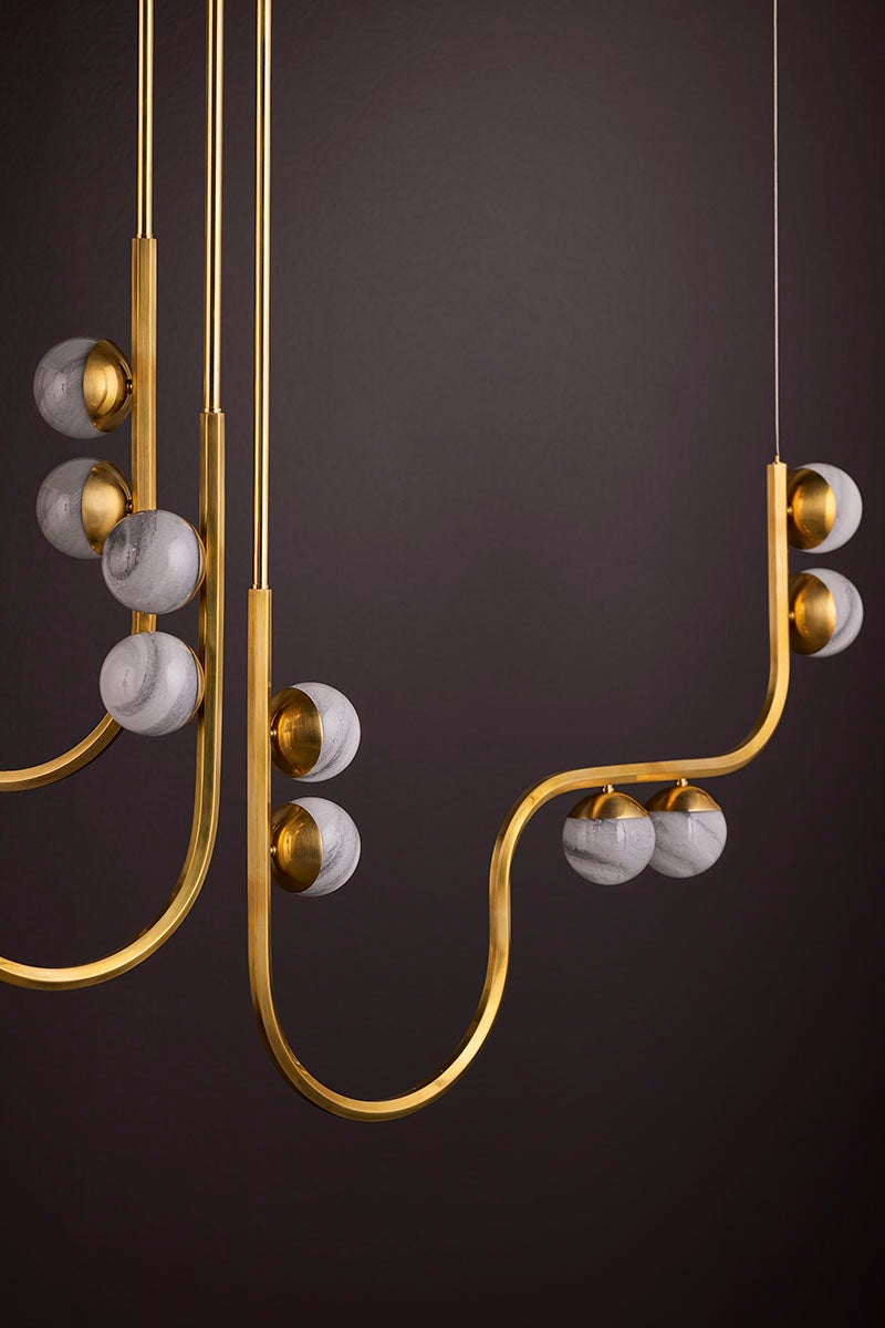 Avignon Chandelier in Vintage Brass – view 10