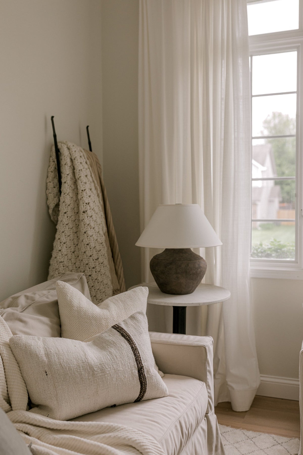 Calabria Table Lamp in Textural Glaze – view 7