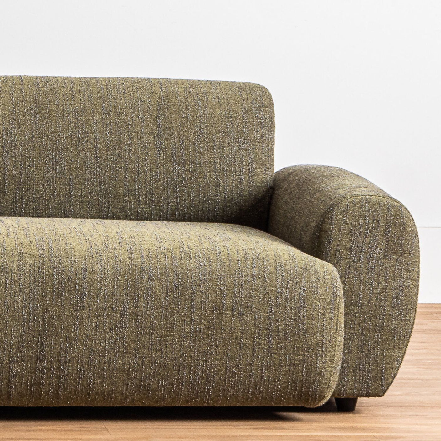 Marlow Sofa w/arms - Narla Angora Cocolea