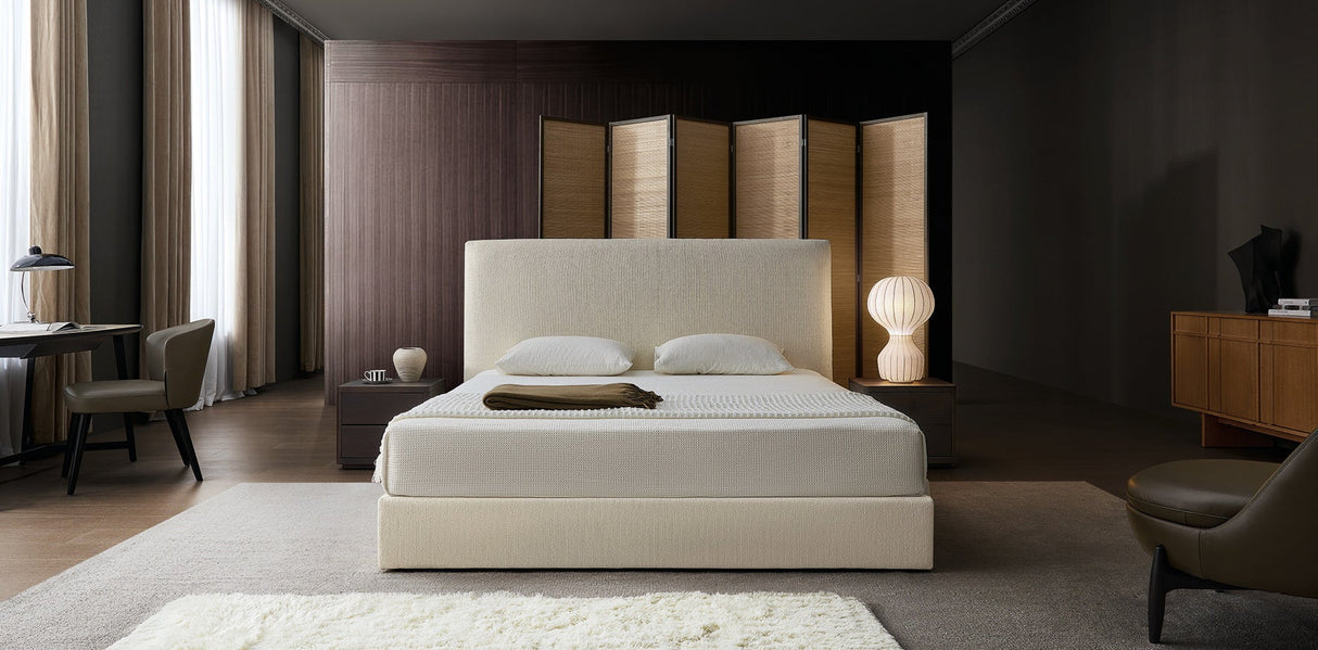 Hayman Timber Bed, Cocolea, , ,