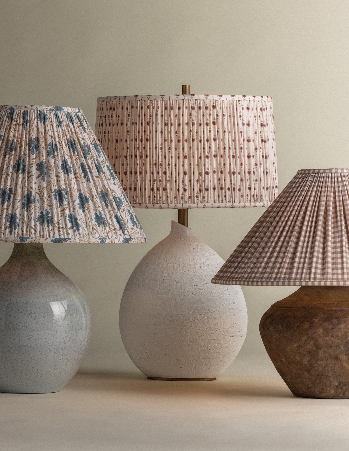 Highland Mills Table Lamp in Aged Brass – view 9