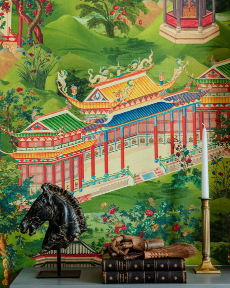 Yuyuan Wallpaper in Green, Cocolea Natty & Polly, Per roll (52 cm × 9 m), ,