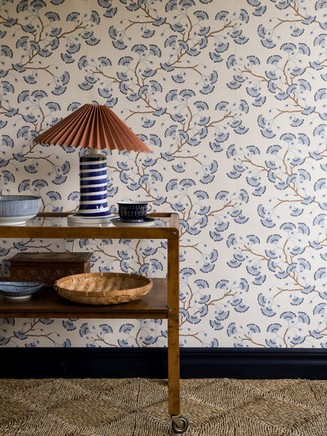 Ginko Garden Wallpaper, Cocolea Natty & Polly, Faded Indigo, Per roll (52 cm × 10 m),