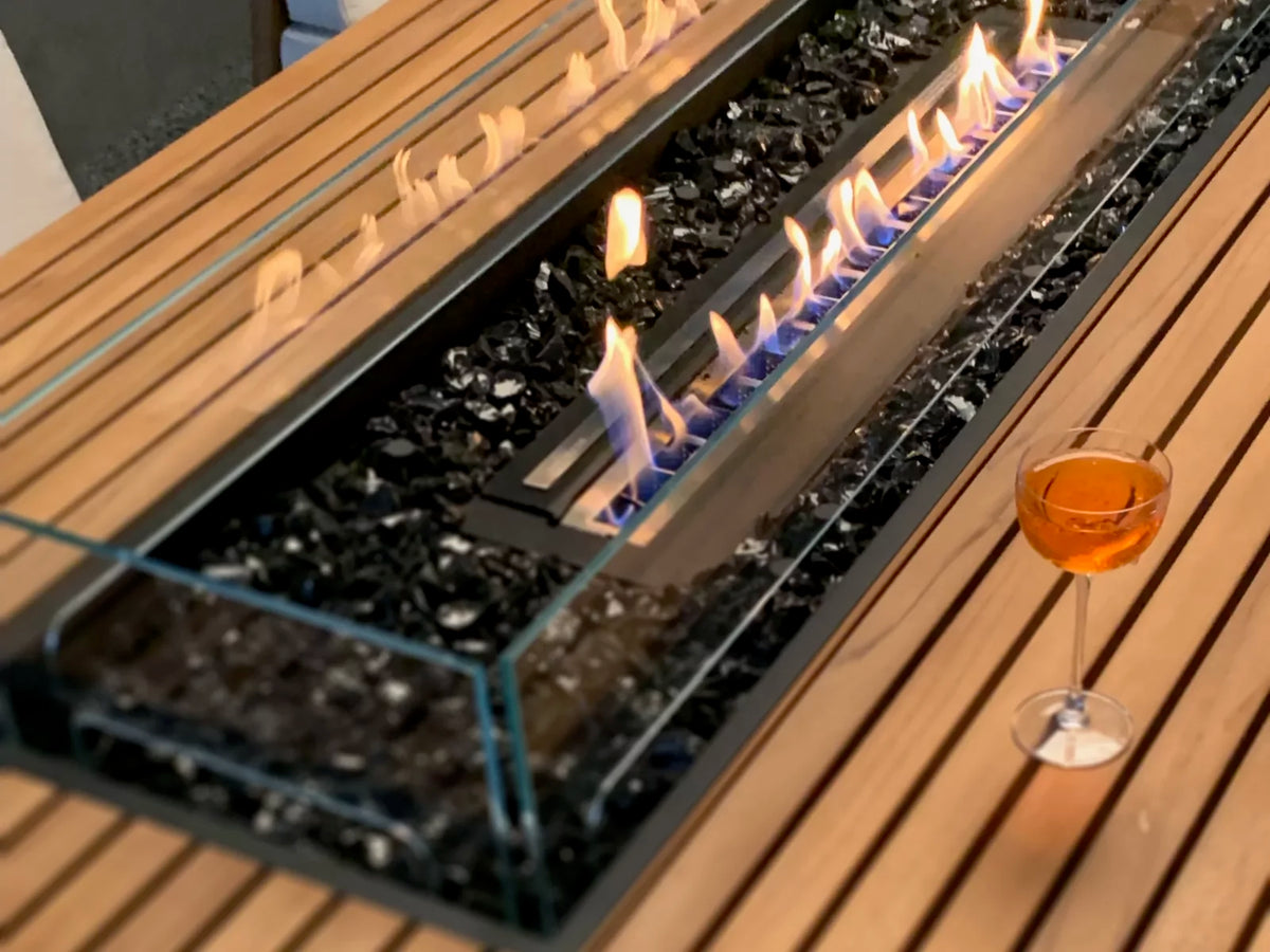 EcoSmart Fire Gin 90 Bar Fire Table – lifestyle detail