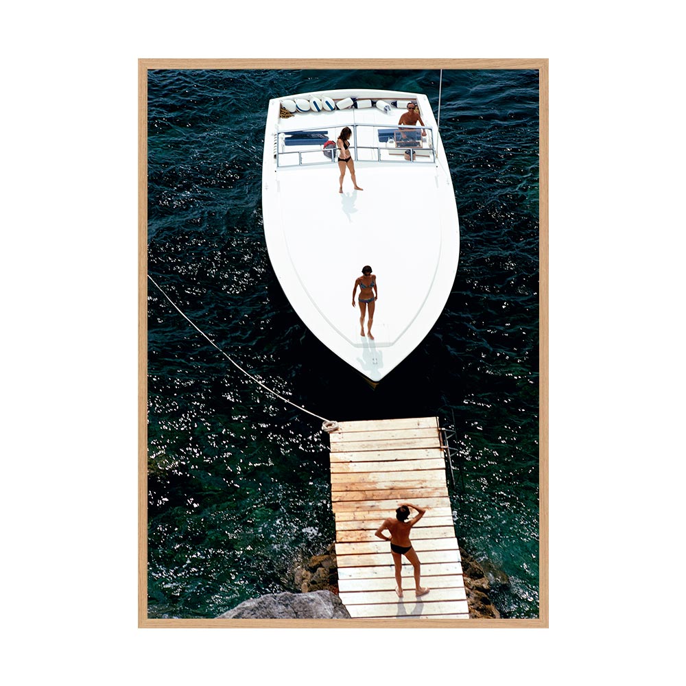 Speedboat Landing by Slim Aarons | Framed Photographic Print, Fine Print Co, 490 x 730 mm, Canvas, Scandi Frame