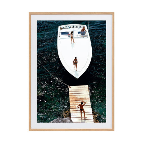 Speedboat Landing by Slim Aarons | Framed Photographic Print, Fine Print Co, 195 x 290 mm, Photographic Paper, Scandi Frame