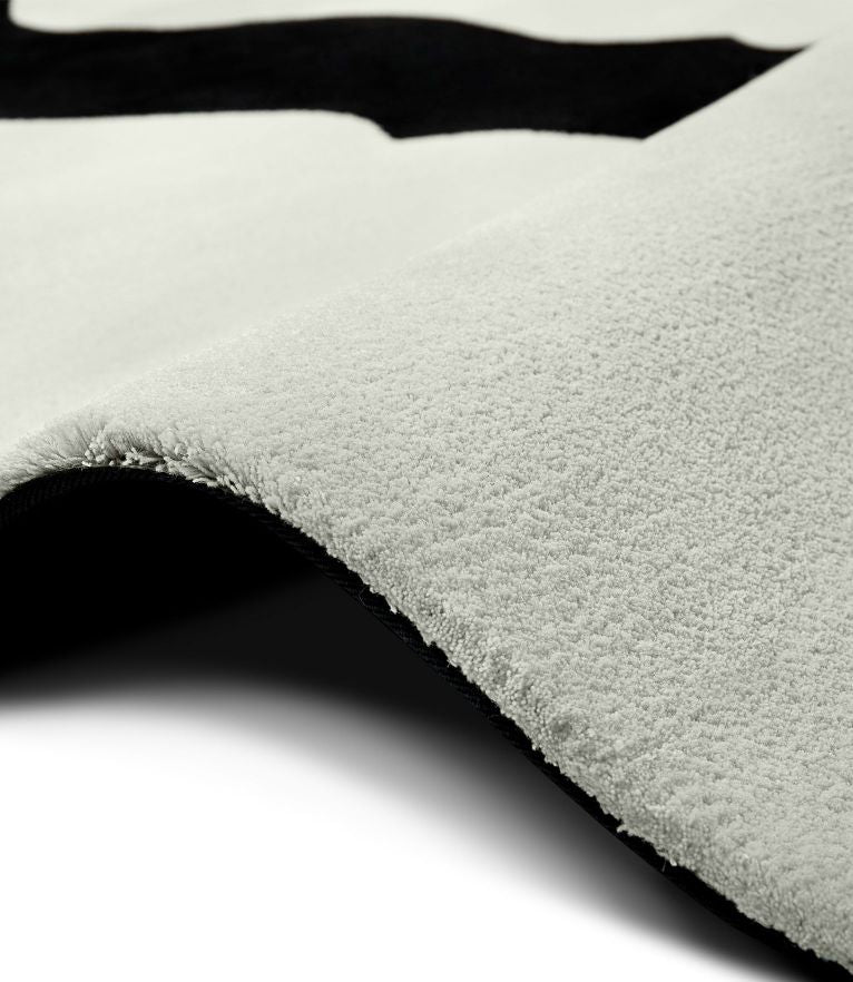 Vase Rug, Cocolea, , ,