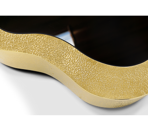 Wave Hammered Brass Center Table by Boca do Lobo – view 5